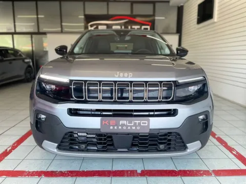 Jeep Avenger 1.2 turbo e-hybrid mhev Summit fwd 110cv edct6 - Immagine 2