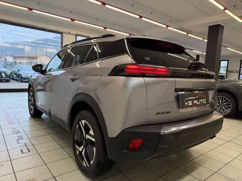 Peugeot 2008 1.2 puretech Allure s&s 100cv - Immagine 6