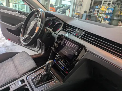 Volkswagen Passat Variant 2.0 tdi Business 150cv dsg - Immagine 14
