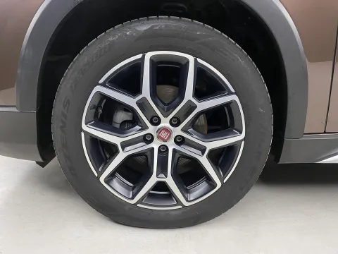 Nissan Juke 1.0 dig-t N-Connecta 117cv - Immagine 17
