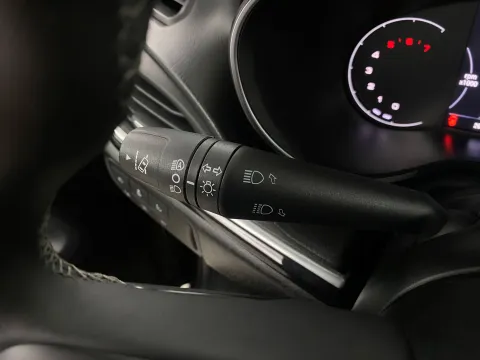 Nissan Juke 1.0 dig-t N-Connecta 117cv - Immagine 28