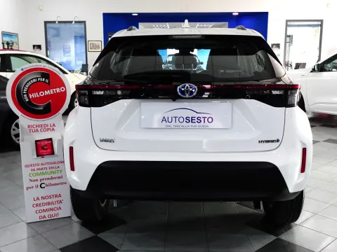 Toyota Yaris Cross 1.5h Active fwd 116cv e-cvt - Immagine 6