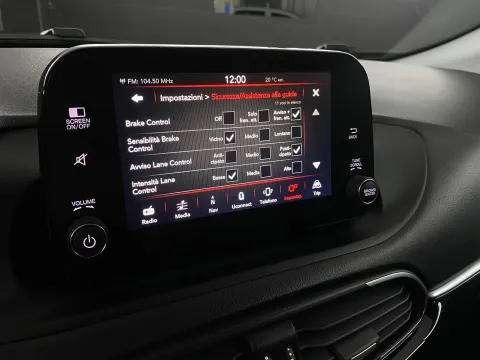Nissan Juke 1.0 dig-t N-Connecta 117cv - Immagine 38