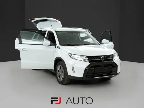 Mitsubishi L200 d.cab 2.5 di-d Invite Plus - Immagine 2