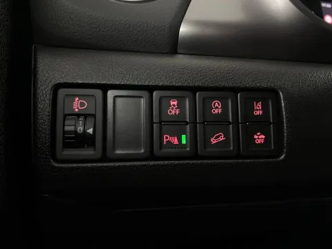 Mitsubishi L200 d.cab 2.5 di-d Invite Plus - Immagine 22