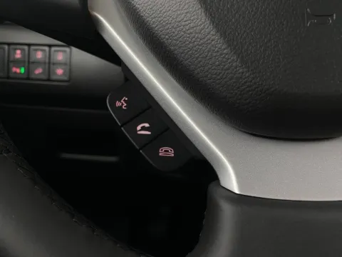 Mitsubishi L200 d.cab 2.5 di-d Invite Plus - Immagine 25