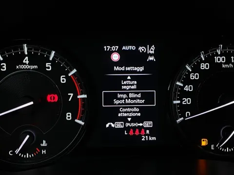 Mitsubishi L200 d.cab 2.5 di-d Invite Plus - Immagine 29