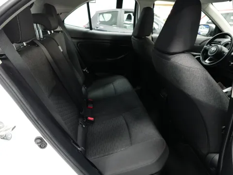 Toyota Yaris Cross 1.5h Active fwd 116cv e-cvt - Immagine 29