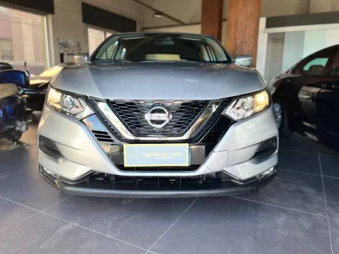 Nissan Qashqai 1.5 dci Business 115cv dct - Immagine 1