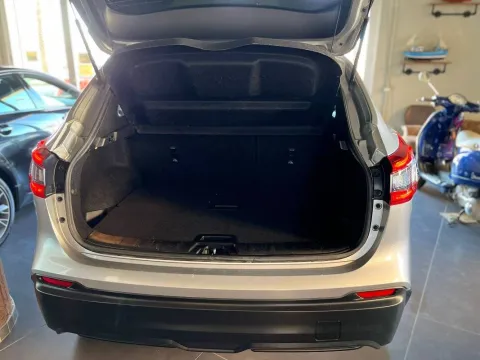 Nissan Qashqai 1.5 dci Business 115cv dct - Immagine 9