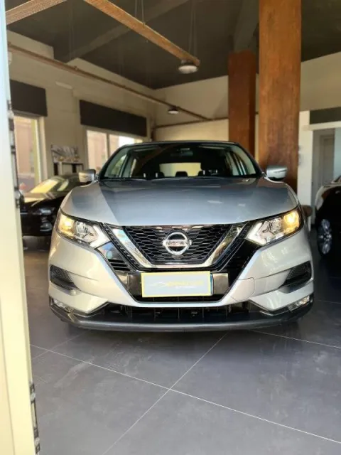Nissan Qashqai 1.5 dci Business 115cv dct - Immagine 11