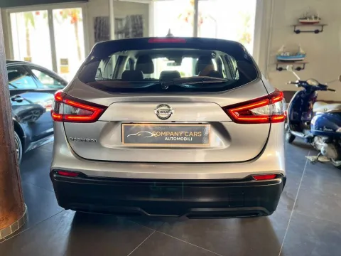 Nissan Qashqai 1.5 dci Business 115cv dct - Immagine 14