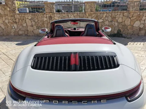Porsche 911 Cabrio 3.0 Carrera auto - Immagine 3