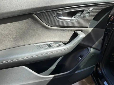 Audi RS Q8 4.0 mhev quattro tiptronic - Immagine 24
