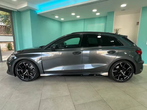 Audi RS3 Sportback 2.5 tfsi quattro s-tronic - Immagine 2