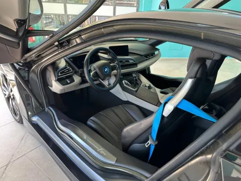 BMW i8 Coupe 1.5 auto - Immagine 7