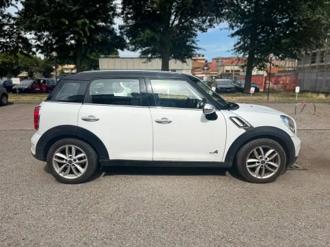 Mini Mini Countryman 2.0 Cooper SD all4 - Immagine 4