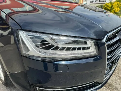 Audi A8 3.0 V6 tdi quattro tiptronic - Immagine 11