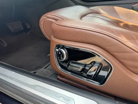 Audi A8 3.0 V6 tdi quattro tiptronic - Immagine 14