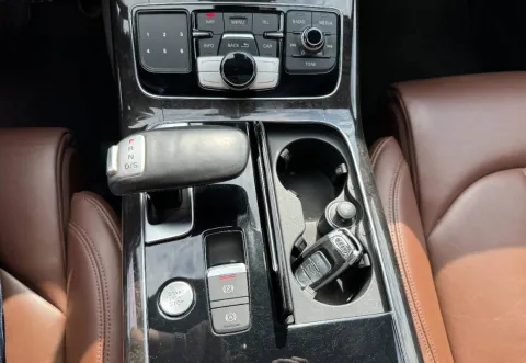 Audi A8 3.0 V6 tdi quattro tiptronic - Immagine 19
