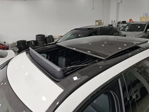 Jaguar F-Pace 2.0d i4 mhev R-Dynamic SE awd 204cv auto - Immagine 31