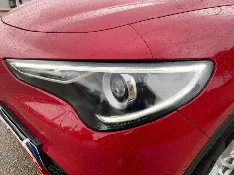 Alfa Romeo Stelvio 2.2 t Business Q4 190cv auto - Immagine 10