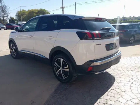Peugeot 3008 1.5 bluehdi Allure s&s 130cv - Immagine 4
