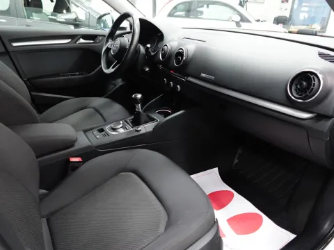 Audi A3 Sportback 2.0 tdi Business 150cv - Immagine 28