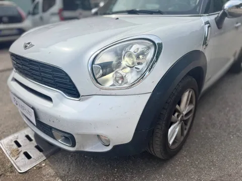 Mini Mini Countryman 2.0 Cooper SD all4 - Immagine 10