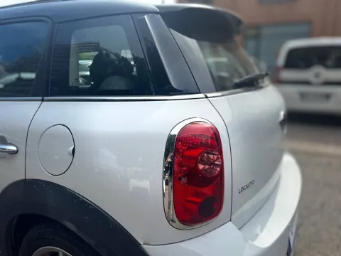 Mini Mini Countryman 2.0 Cooper SD all4 - Immagine 11