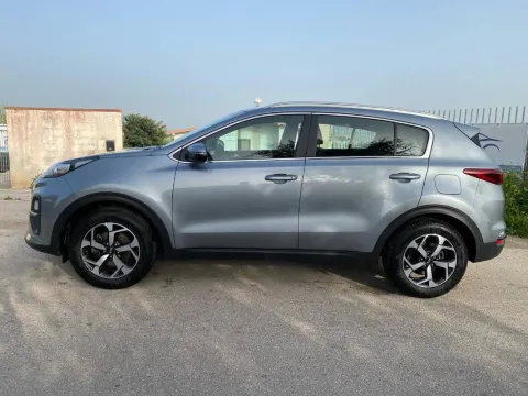 Kia Sportage 1.6 crdi mhev Urban 2wd 136cv - Immagine 4