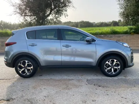 Kia Sportage 1.6 crdi mhev Urban 2wd 136cv - Immagine 5