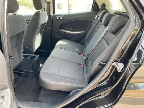 Ford EcoSport 1.5 ecoblue Plus s&s 100cv my19 - Immagine 28