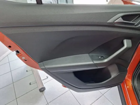 Volkswagen T-Cross 1.0 tsi Style 95cv - Immagine 20