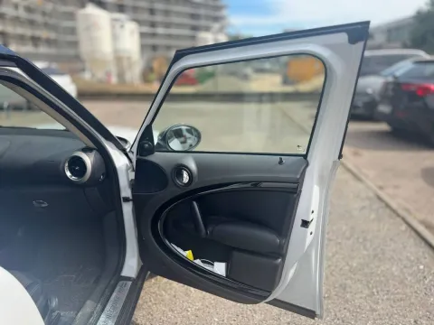 Mini Mini Countryman 2.0 Cooper SD all4 - Immagine 15