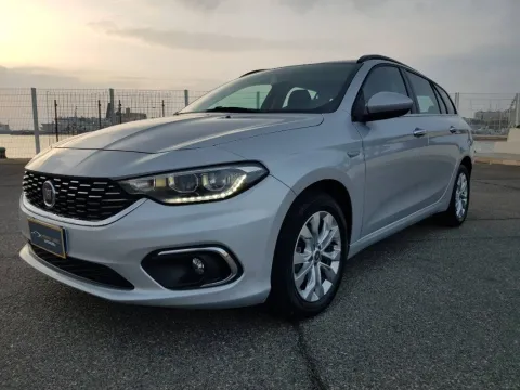 Fiat Tipo SW 1.6 mjt S-Design s&s 120cv - Immagine 1