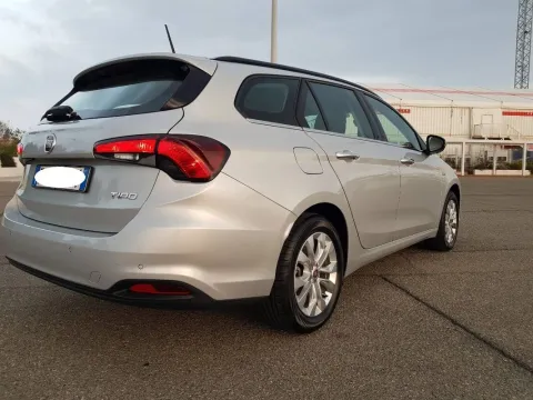 Fiat Tipo SW 1.6 mjt S-Design s&s 120cv - Immagine 2