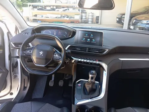 Peugeot 3008 1.5 bluehdi Allure s&s 130cv - Immagine 18
