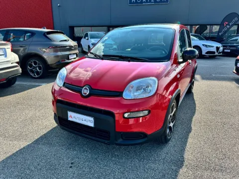 Fiat Panda 1.0 firefly hybrid Sport s&s 70cv - Immagine 2