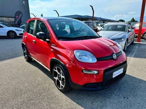 Fiat Panda 1.0 firefly hybrid Sport s&s 70cv - Immagine 4