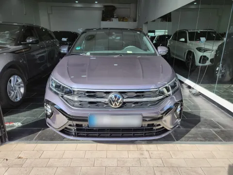 Volkswagen Taigo 1.5 tsi R-Line 150cv dsg - Immagine 3