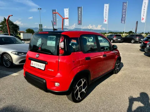 Fiat Panda 1.0 firefly hybrid Sport s&s 70cv - Immagine 6