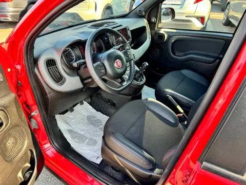 Fiat Panda 1.0 firefly hybrid Sport s&s 70cv - Immagine 11