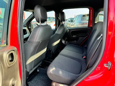 Fiat Panda 1.0 firefly hybrid Sport s&s 70cv - Immagine 13
