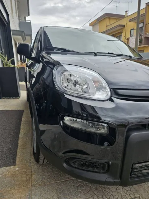 Fiat Panda 1.0 firefly hybrid s&s 70cv - Immagine 4