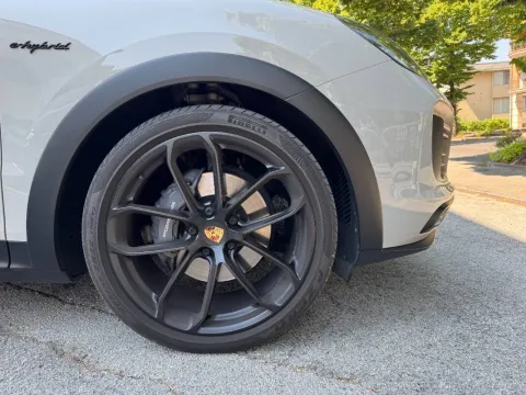 Porsche Cayenne Coupe 3.0 e-hybrid tiptronic - Immagine 4