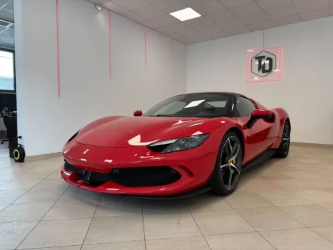 Ferrari 296 GTS 3.0 - Immagine 1