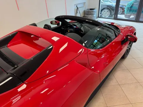 Ferrari 296 GTS 3.0 - Immagine 10