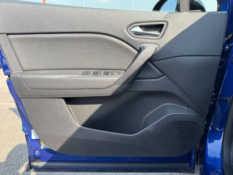 Renault Captur 1.6 E-Tech phev Intens 160cv auto my21 - Immagine 16