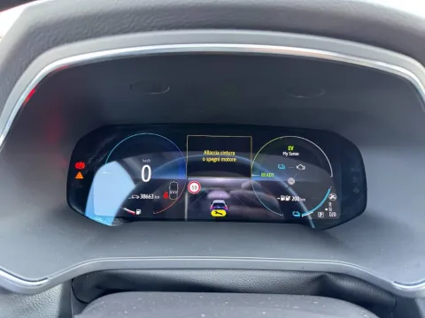 Renault Captur 1.6 E-Tech phev Intens 160cv auto my21 - Immagine 21
